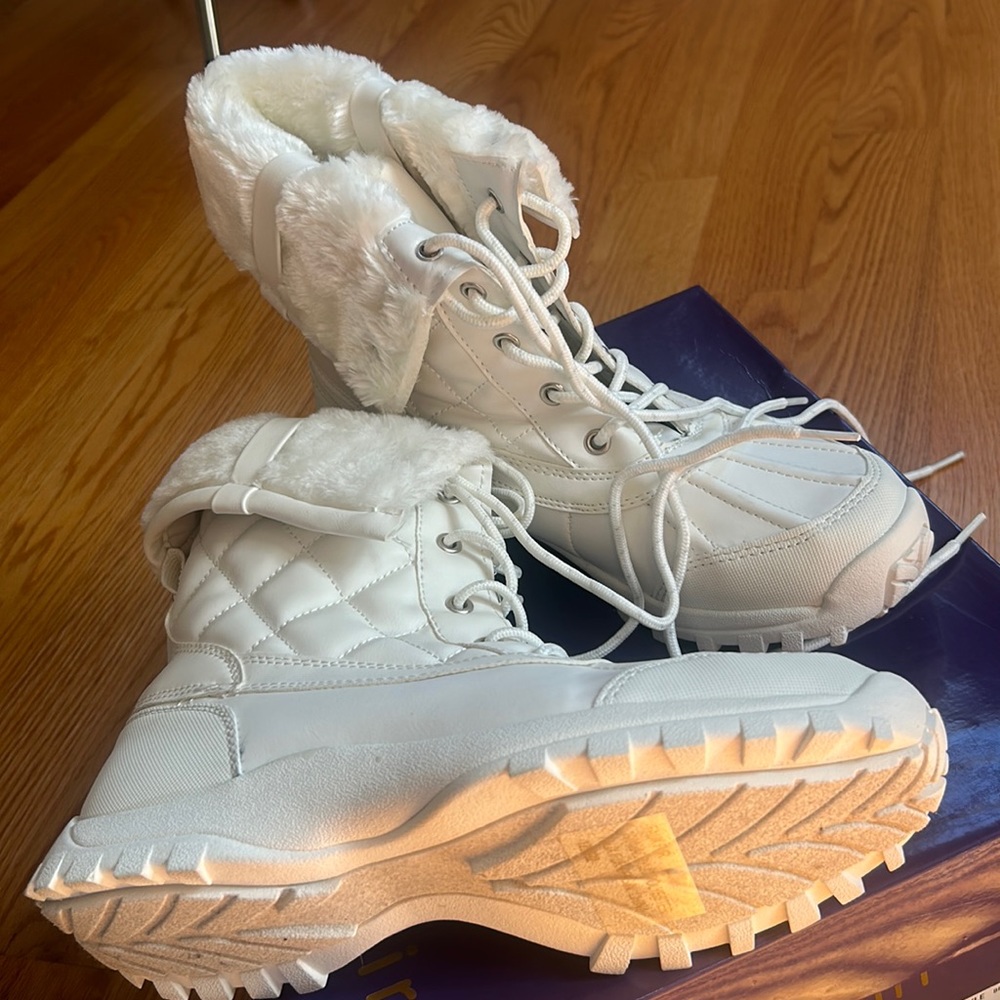 Winter boots